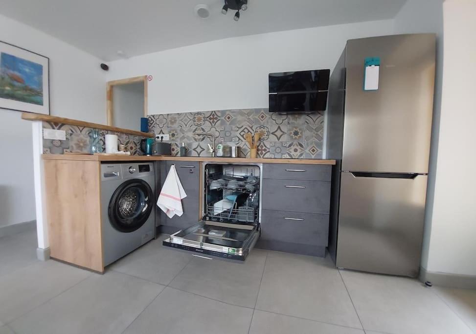 Le Cormoran Emplacement Ideal, Moderne Tres Equipe Thury-Harcourt-le-Hom Ngoại thất bức ảnh